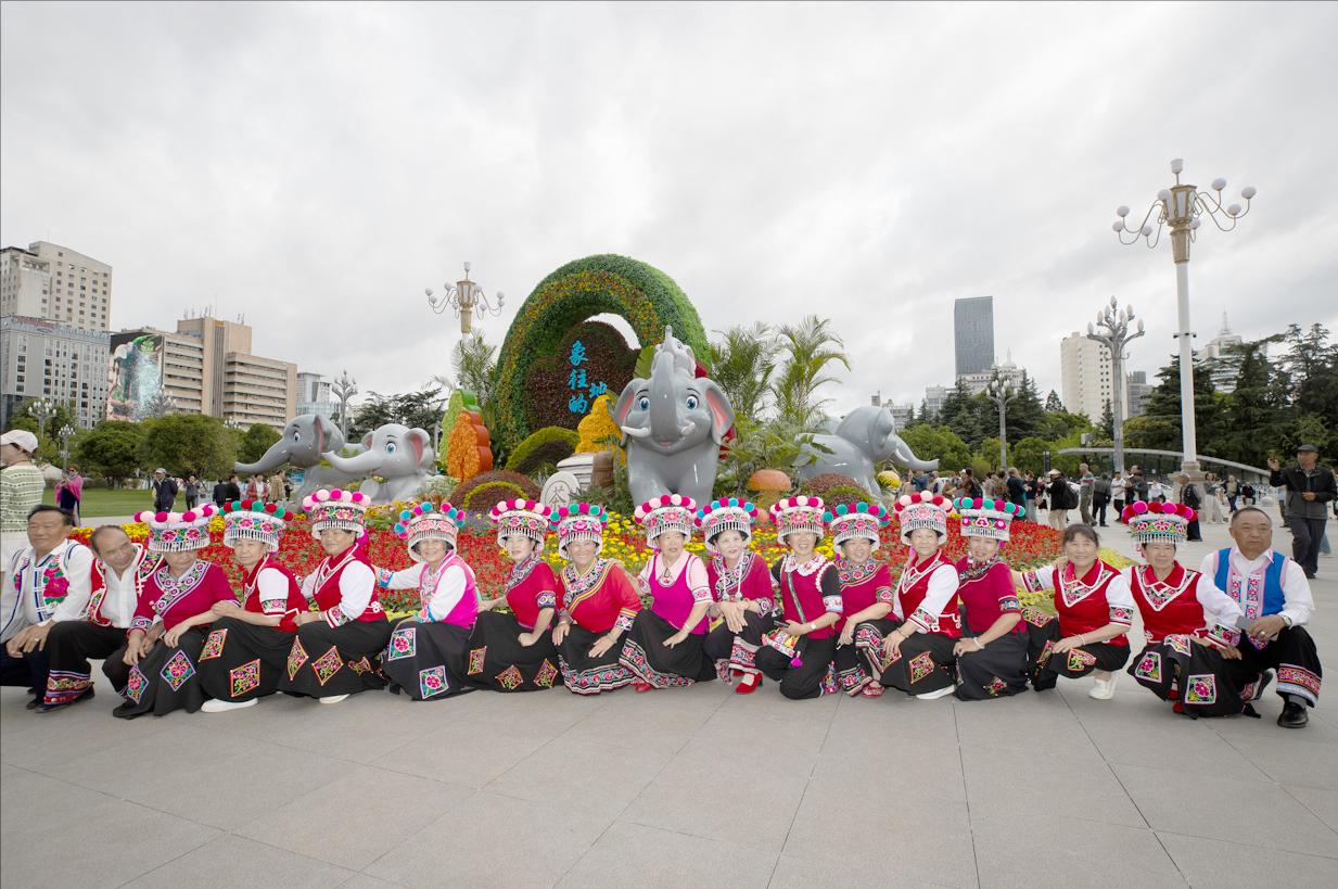 東風(fēng)廣場(chǎng)煥新開放 歷史文脈與時(shí)代活力共繪春城新景