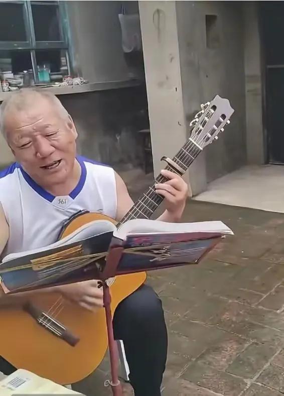 55歲男子挑戰(zhàn)騎行至海南 途中離世