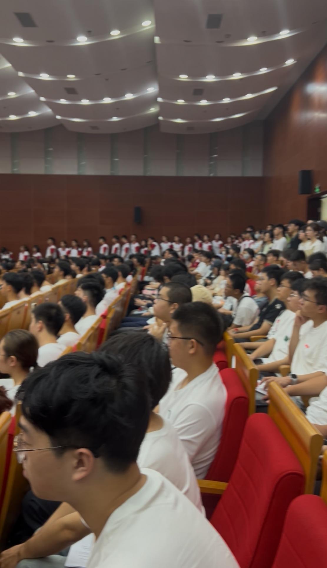 法國小伙馬庫斯在京分享會座無虛席