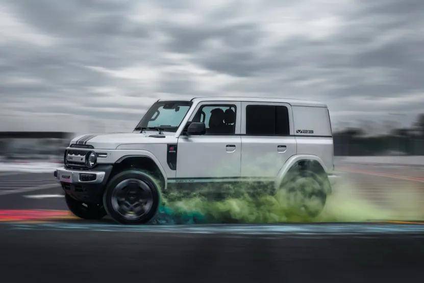 性能躍升配置滿級,iCAR全新超級V23及賽博版上市,12.28萬起