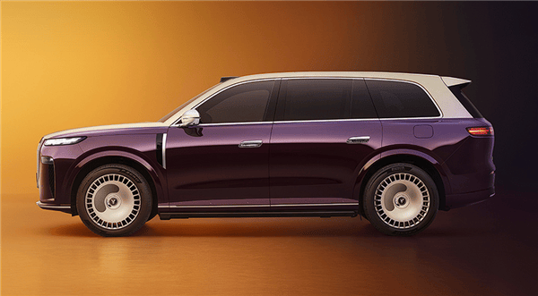 華為四激光雷達、65度同級最大電池!嵐圖全尺寸旗艦SUV泰山預售