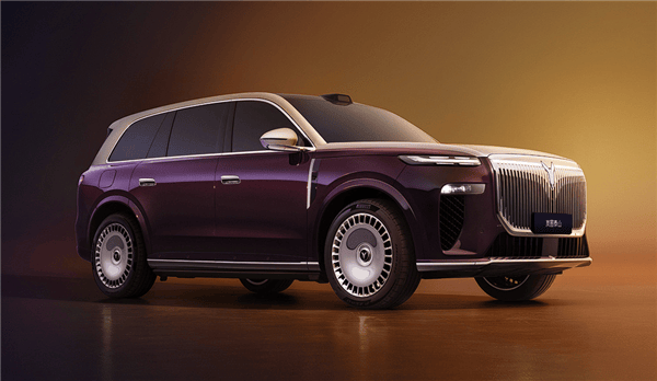 華為四激光雷達、65度同級最大電池!嵐圖全尺寸旗艦SUV泰山預售