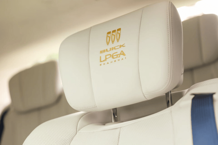 享果嶺,禮待名仕 | 別克世紀(jì)CENTURY果嶺版尊崇上市