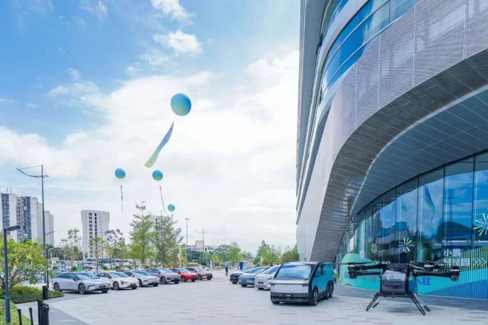 小鵬汽車總部喬遷 何小鵬:每一次搬遷都是一次標志性騰飛 圖片