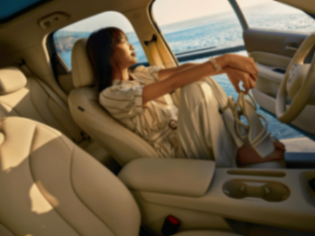 活出光芒,共赴熱愛(ài)!歐拉5正式公布預(yù)售價(jià)10.98萬(wàn)—14.28萬(wàn)元