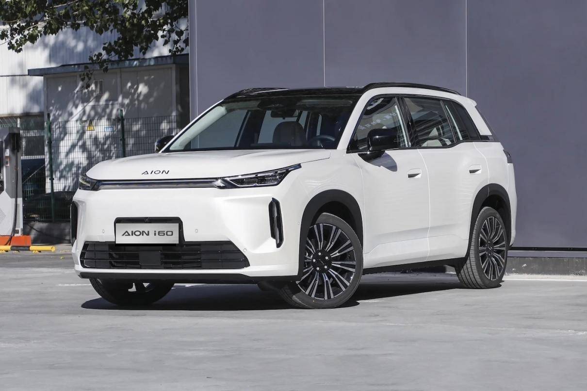 宋Pro迎來新對手?AION i60增程來襲,210km純電續航+15分鐘快充