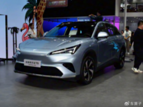 10.98萬起的“技術普惠型”代表,全新阿爾法T5