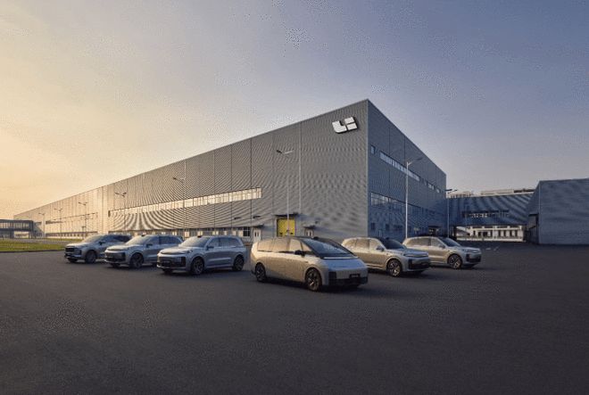 理想汽車明年新品規(guī)劃:新款L系SKU精簡并標配5C超充 理想L6最低首付6.98萬 理想汽車推出全系限時3年0息方案