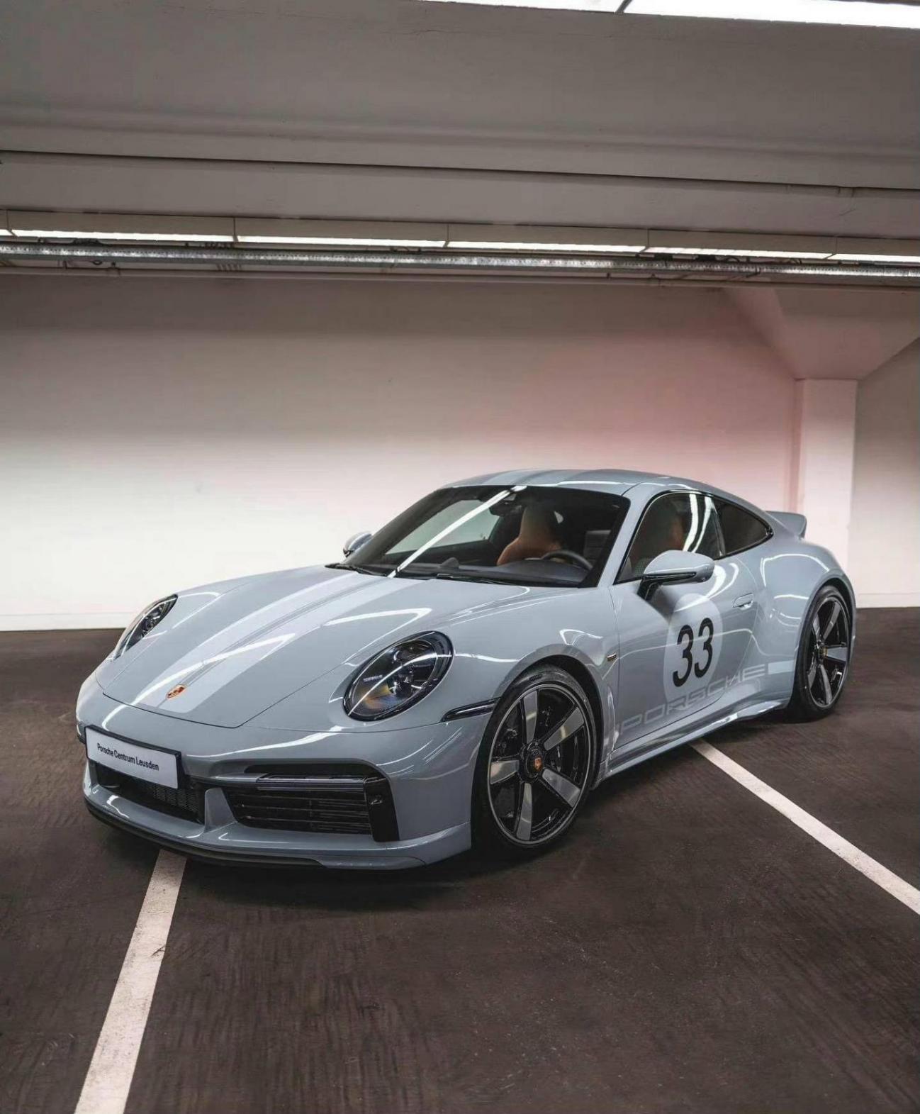 專屬系統落地海口,保時捷利潤錨定本土深耕