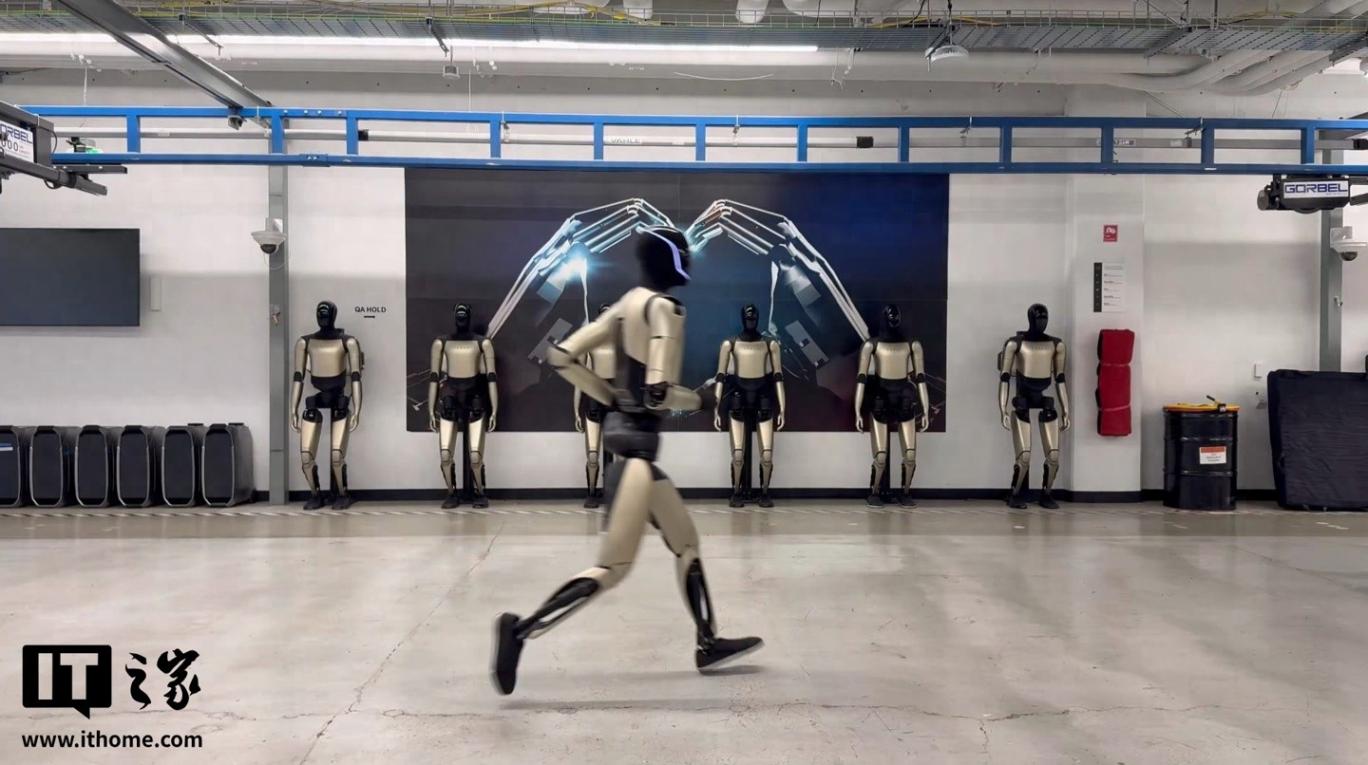 特斯拉發布Optimus人形機器人跑步視頻,刷新“個人”最佳成績
