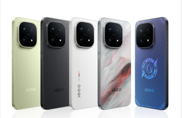 iQOO 15 Ultra確定在春節(jié)前登場:搭載主動散熱風扇+肩鍵